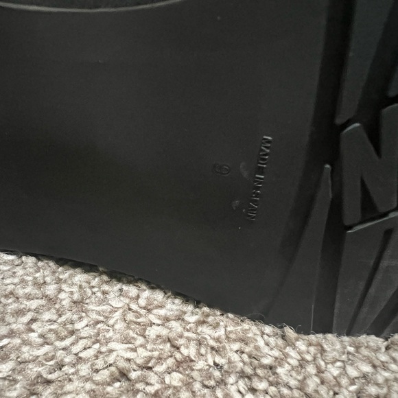 Stuart Weitzman Boots Booties 9 - Picture 7 of 16